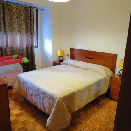 Piso Eugenio Fadrique Vigo Apartment ภายนอก รูปภาพ