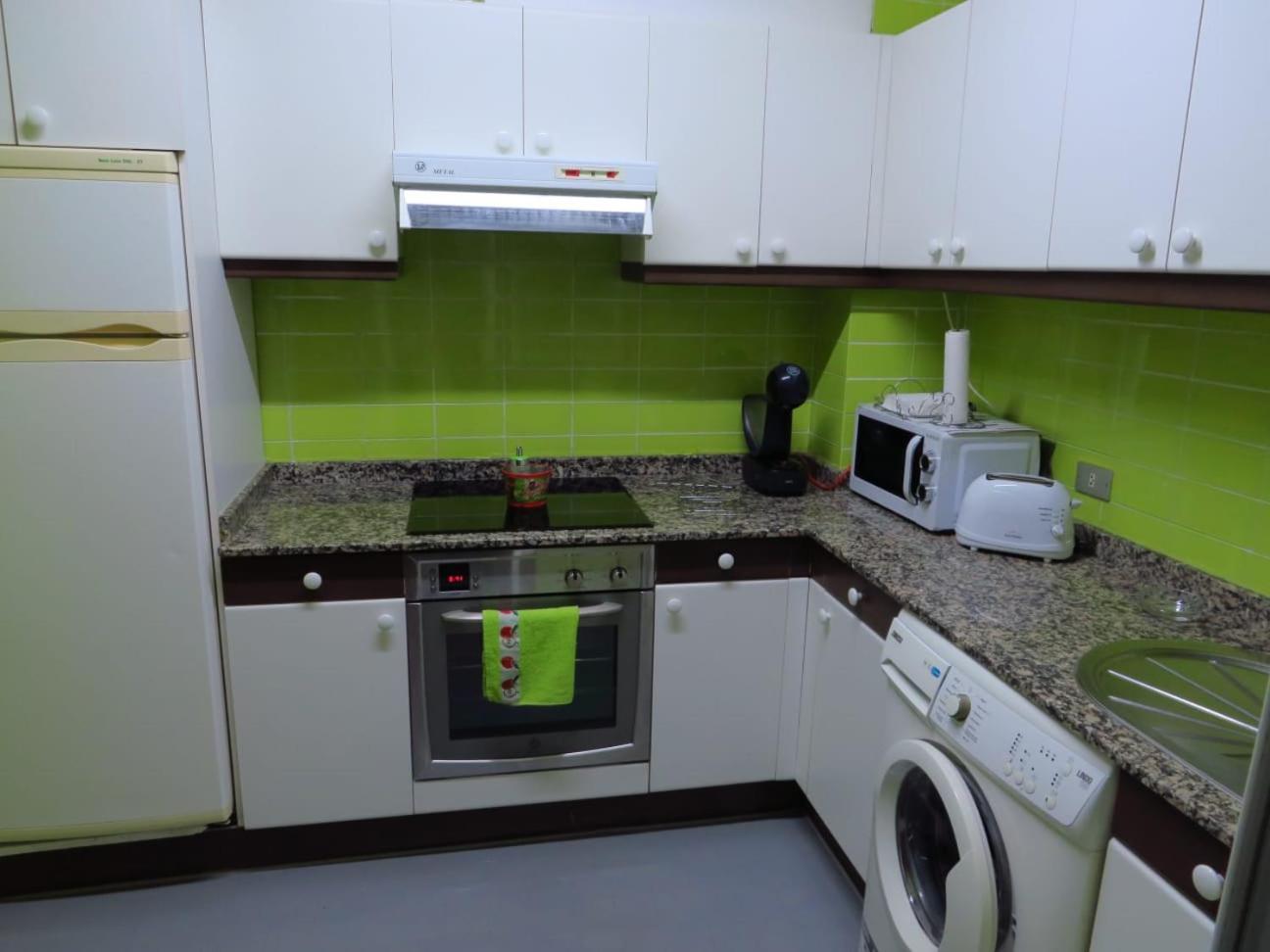 Piso Eugenio Fadrique Vigo Apartment ภายนอก รูปภาพ