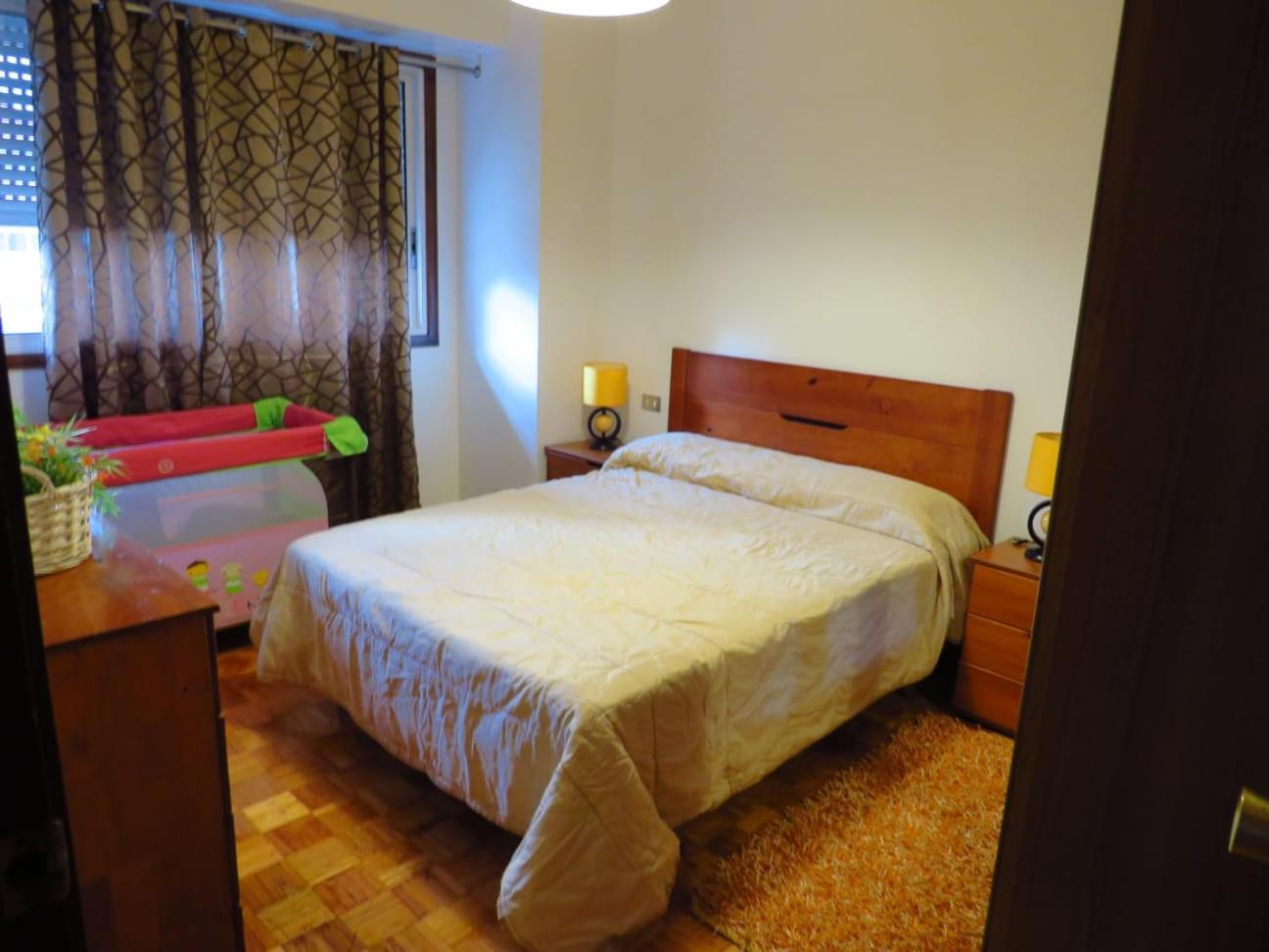 Piso Eugenio Fadrique Vigo Apartment ภายนอก รูปภาพ